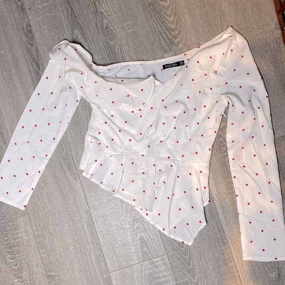 Nasty Gal Asymmetrical Blouse - Picture 2 of 2